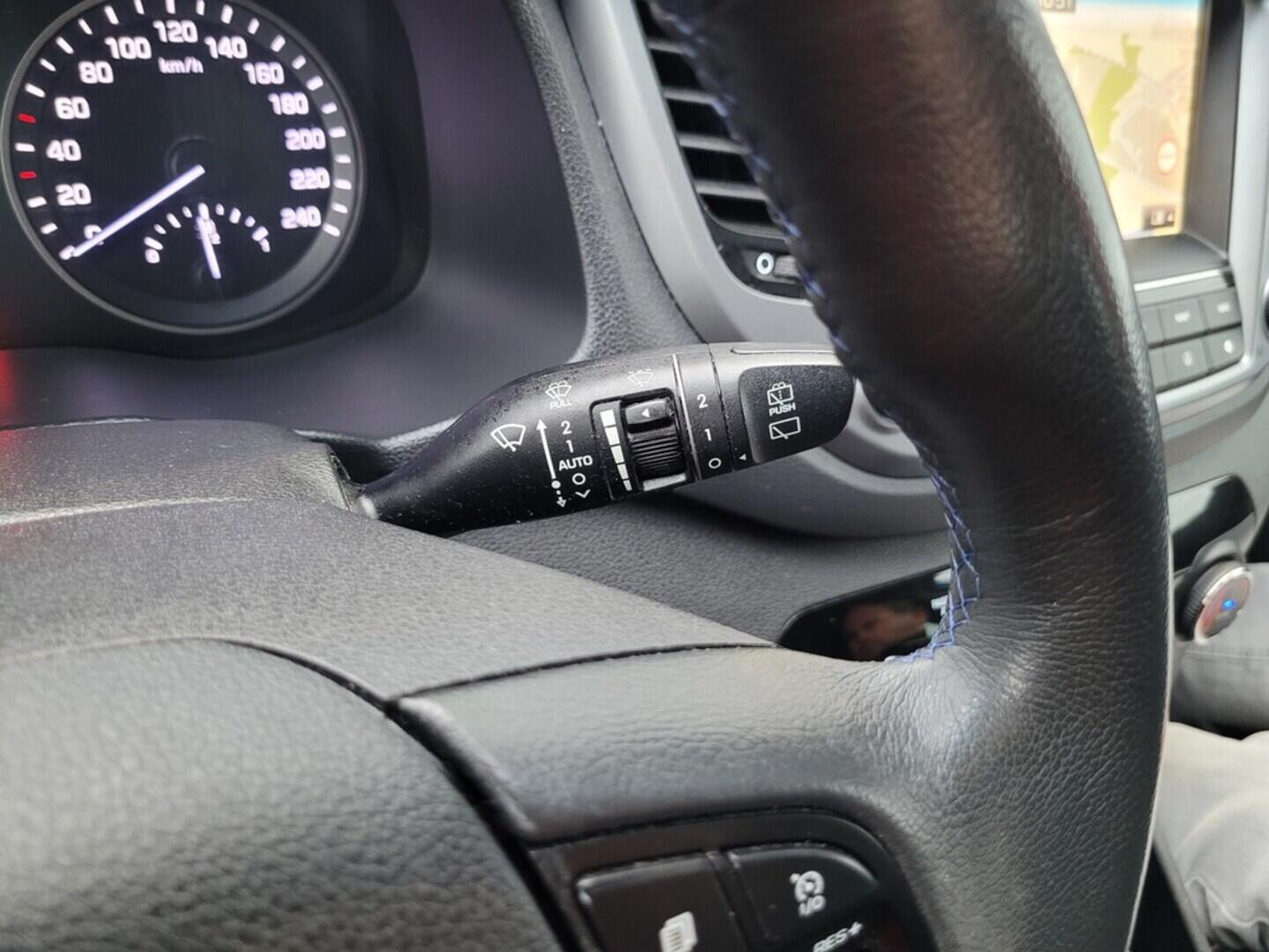 O619V07479_25.webp_TUCSON TRIKOLOR 1.7  85 kW manuál