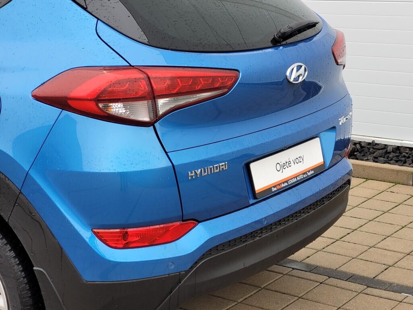 O619V07479_31.webp_TUCSON TRIKOLOR 1.7  85 kW manuál