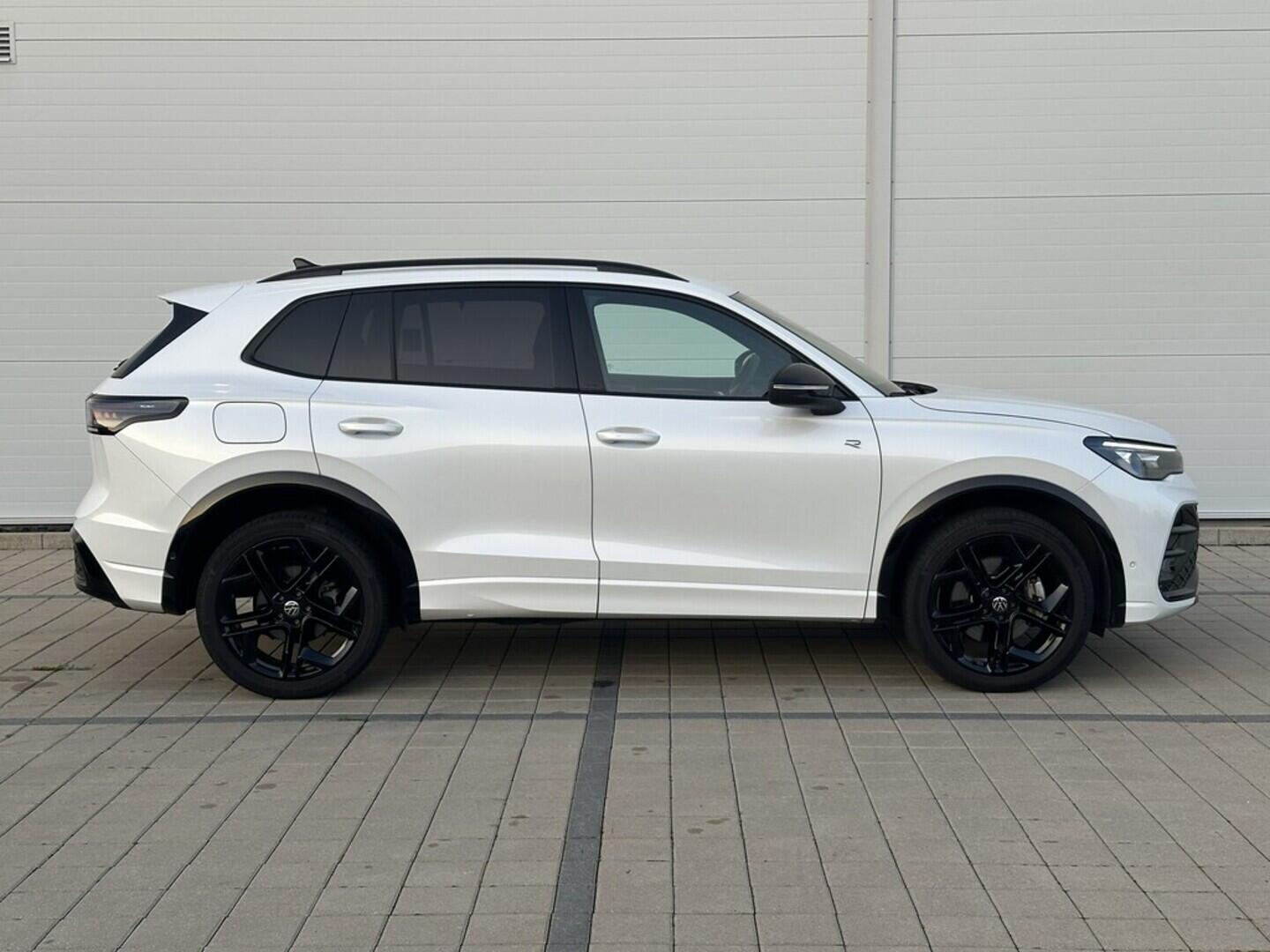 O619V07481_13.webp_TIGUAN 4 Motion R-line 2.0  142 kW automat, DPH