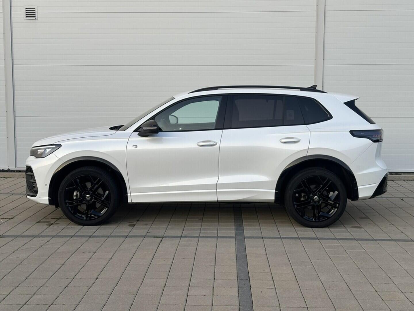 O619V07481_17.webp_TIGUAN 4 Motion R-line 2.0  142 kW automat, DPH