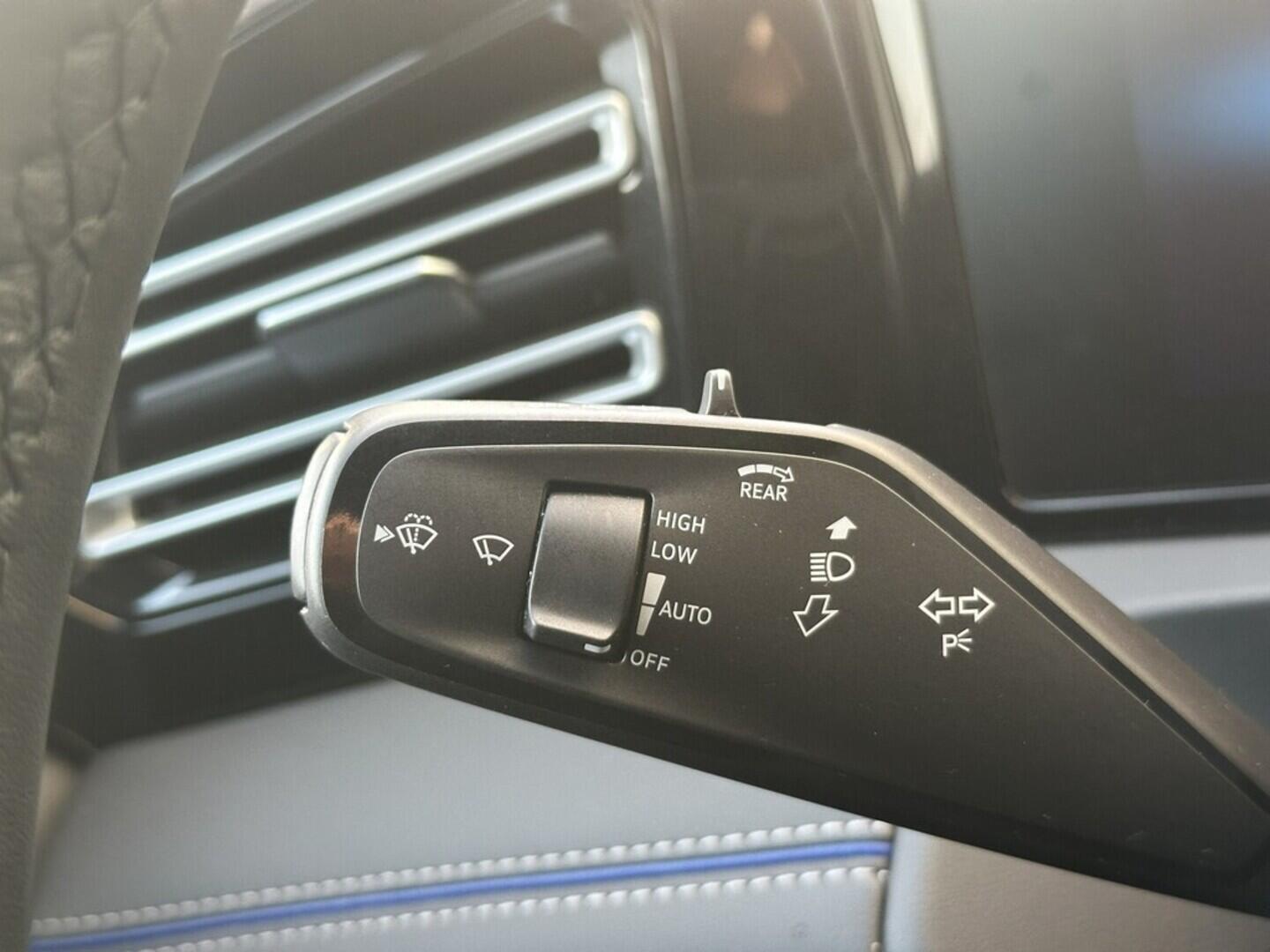 O619V07481_21.webp_TIGUAN 4 Motion R-line 2.0  142 kW automat, DPH