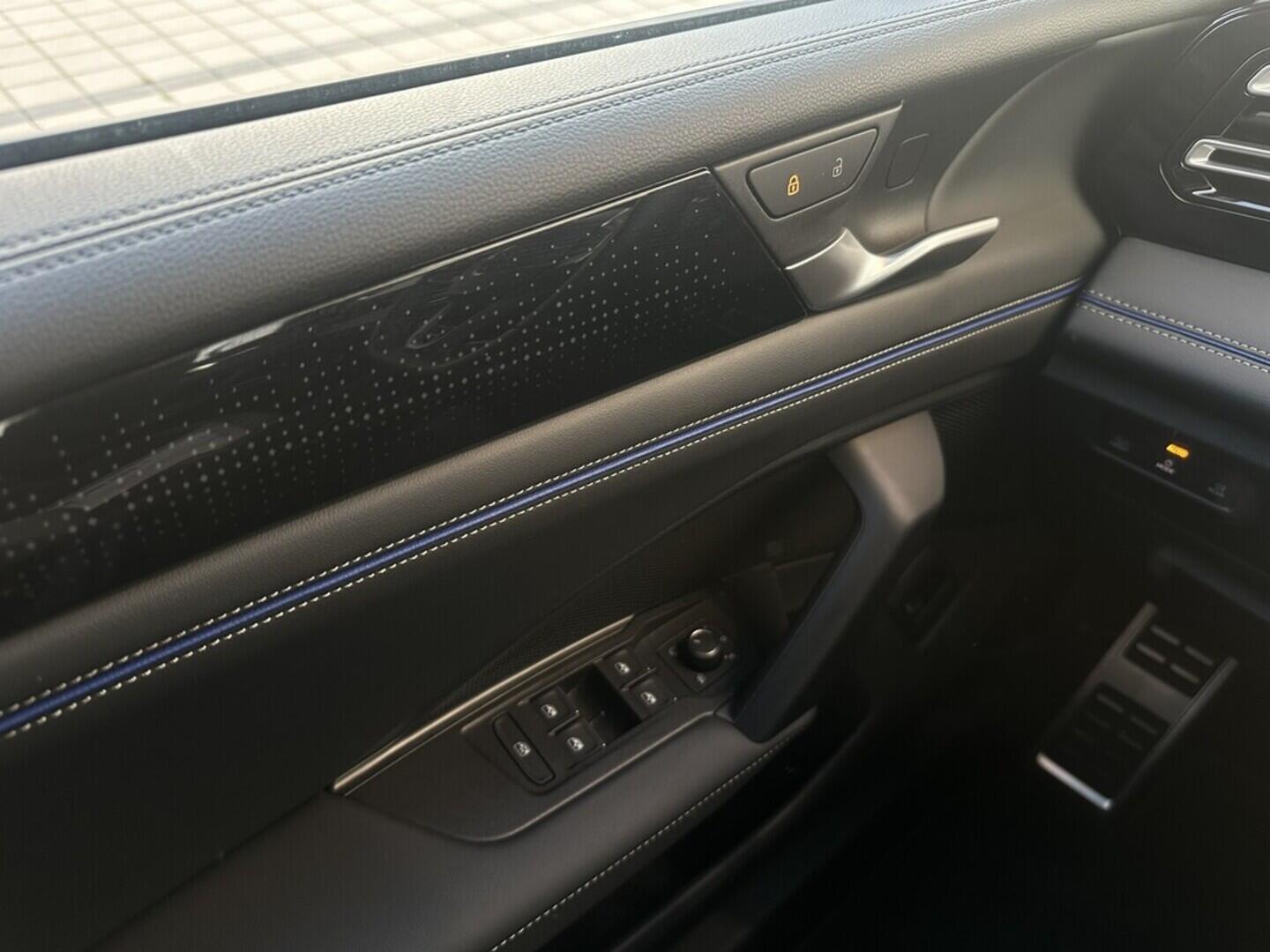 O619V07481_23.webp_TIGUAN 4 Motion R-line 2.0  142 kW automat, DPH