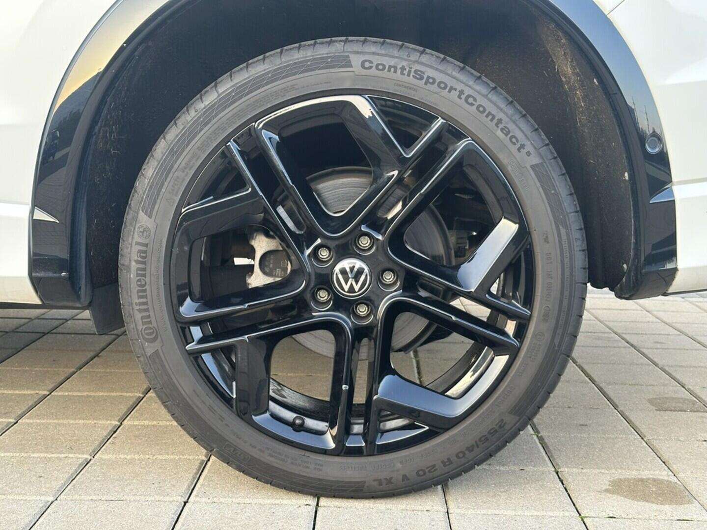 O619V07481_35.webp_TIGUAN 4 Motion R-line 2.0  142 kW automat, DPH