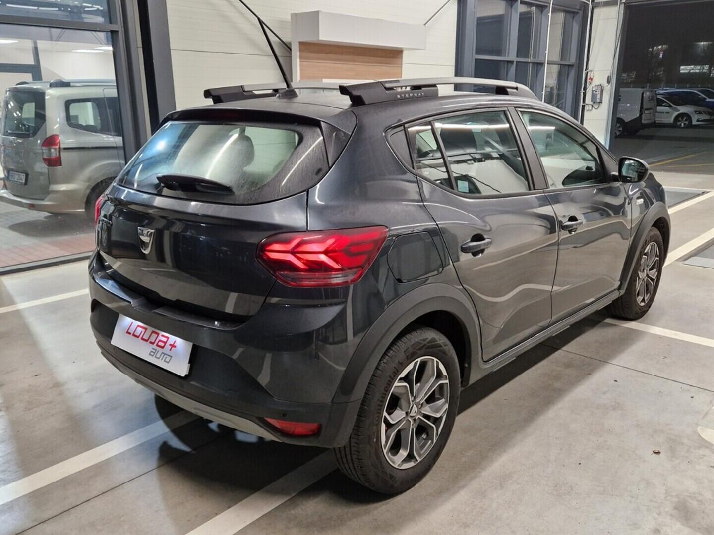 O619V07482_11.webp_SANDERO Stepway 1.0 TCe 67 kW manuál