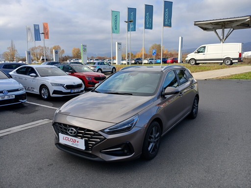I30 Smart 1.5  117 kW manuál