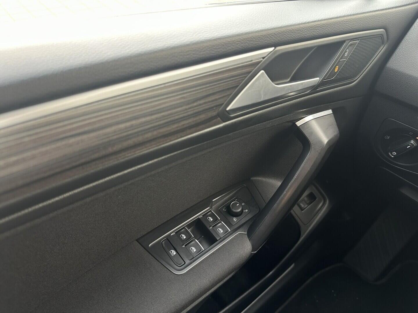 O619V07495_23.webp_TIGUAN ALLSPACE Life 2.0 TDI 110 kW manuál, DPH