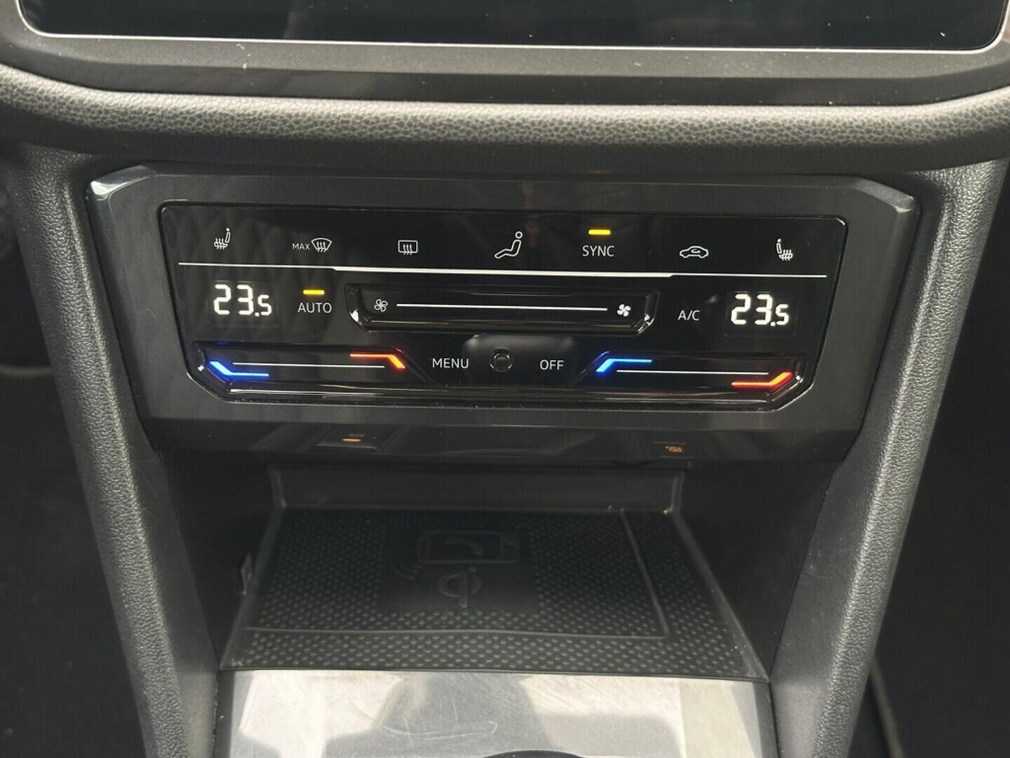 O619V07495_28.webp_TIGUAN ALLSPACE Life 2.0 TDI 110 kW manuál, DPH