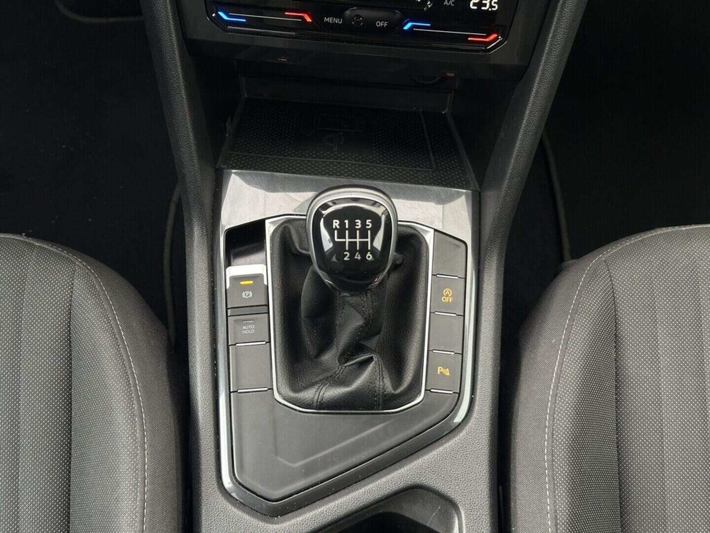 O619V07495_29.webp_TIGUAN ALLSPACE Life 2.0 TDI 110 kW manuál, DPH