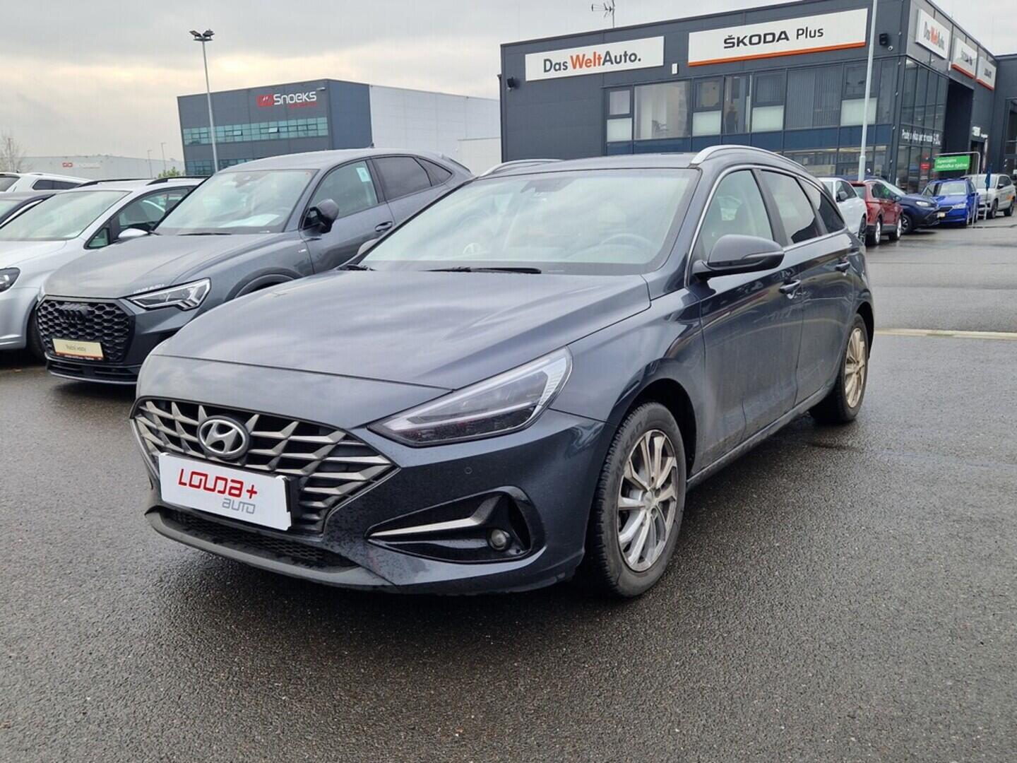 O619V07496_10.webp_I30 Family Smart 1.5 DPI 81 kW manuál