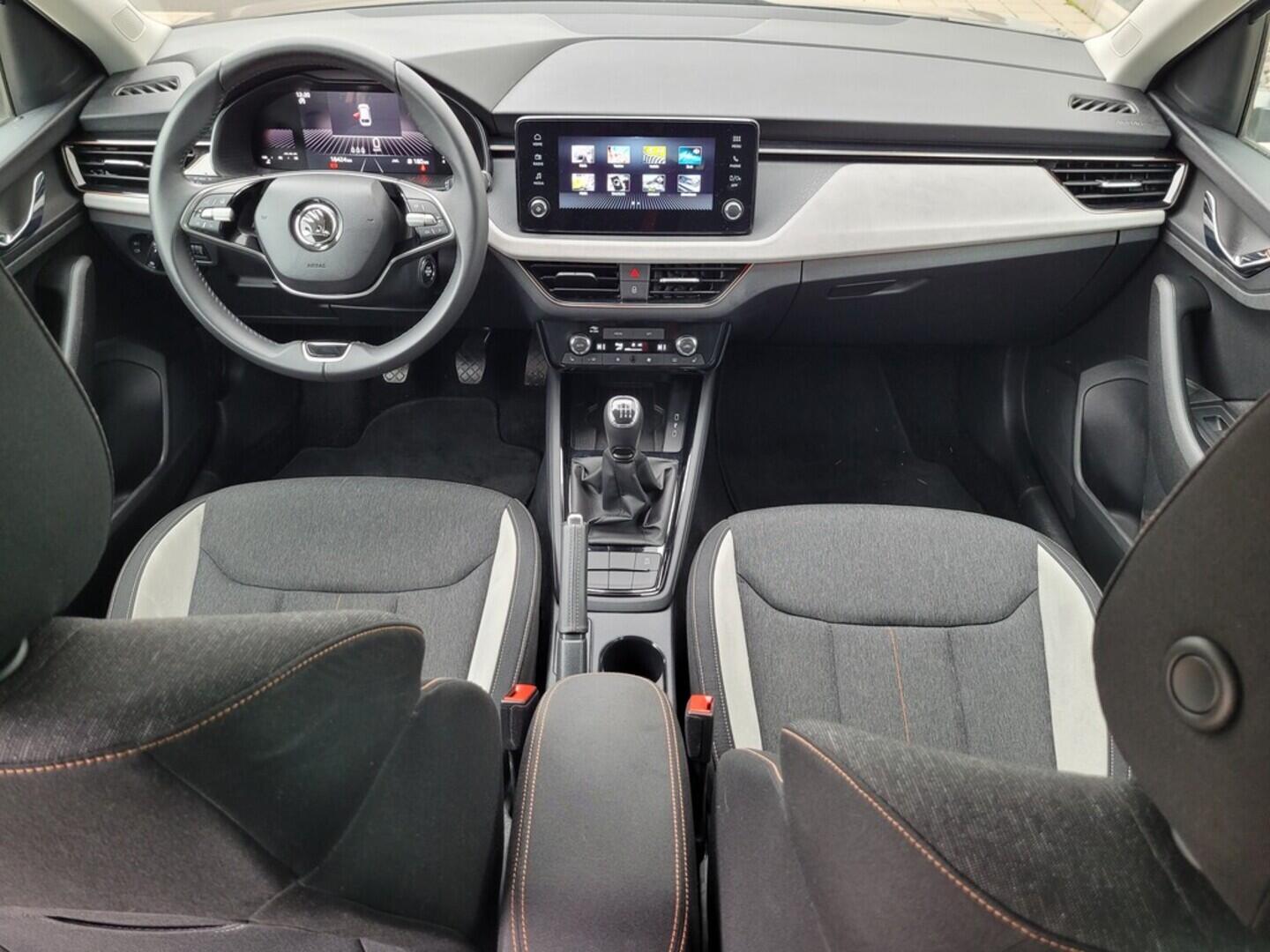 O619V07498_16.webp_SCALA Top Selection 1.5 TSI 110 kW manuál, DPH