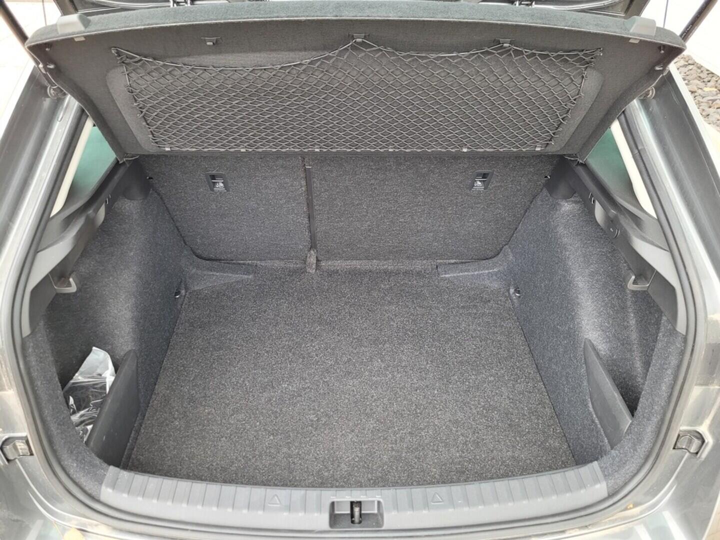 O619V07498_19.webp_SCALA Top Selection 1.5 TSI 110 kW manuál, DPH