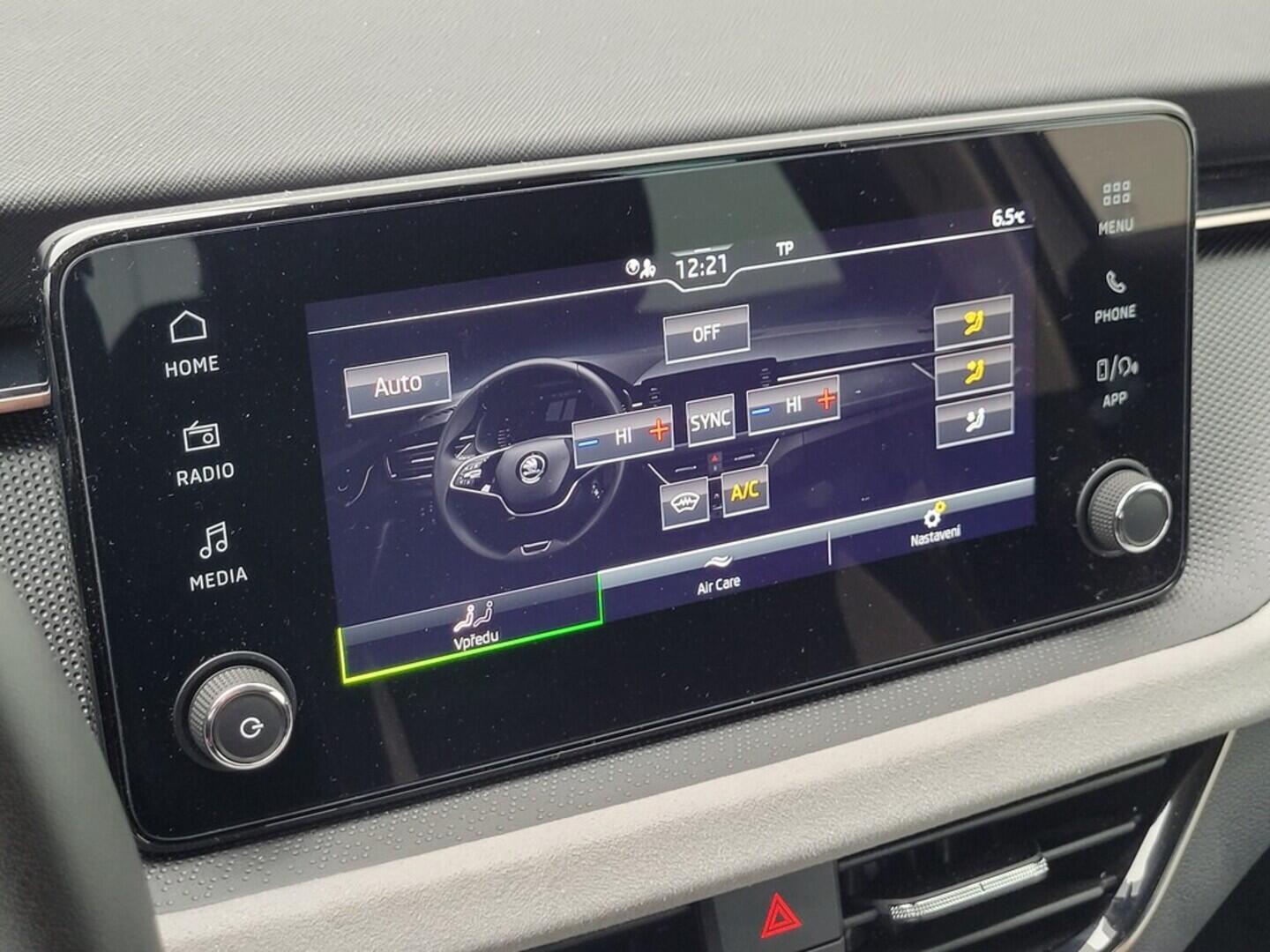 O619V07498_25.webp_SCALA Top Selection 1.5 TSI 110 kW manuál, DPH