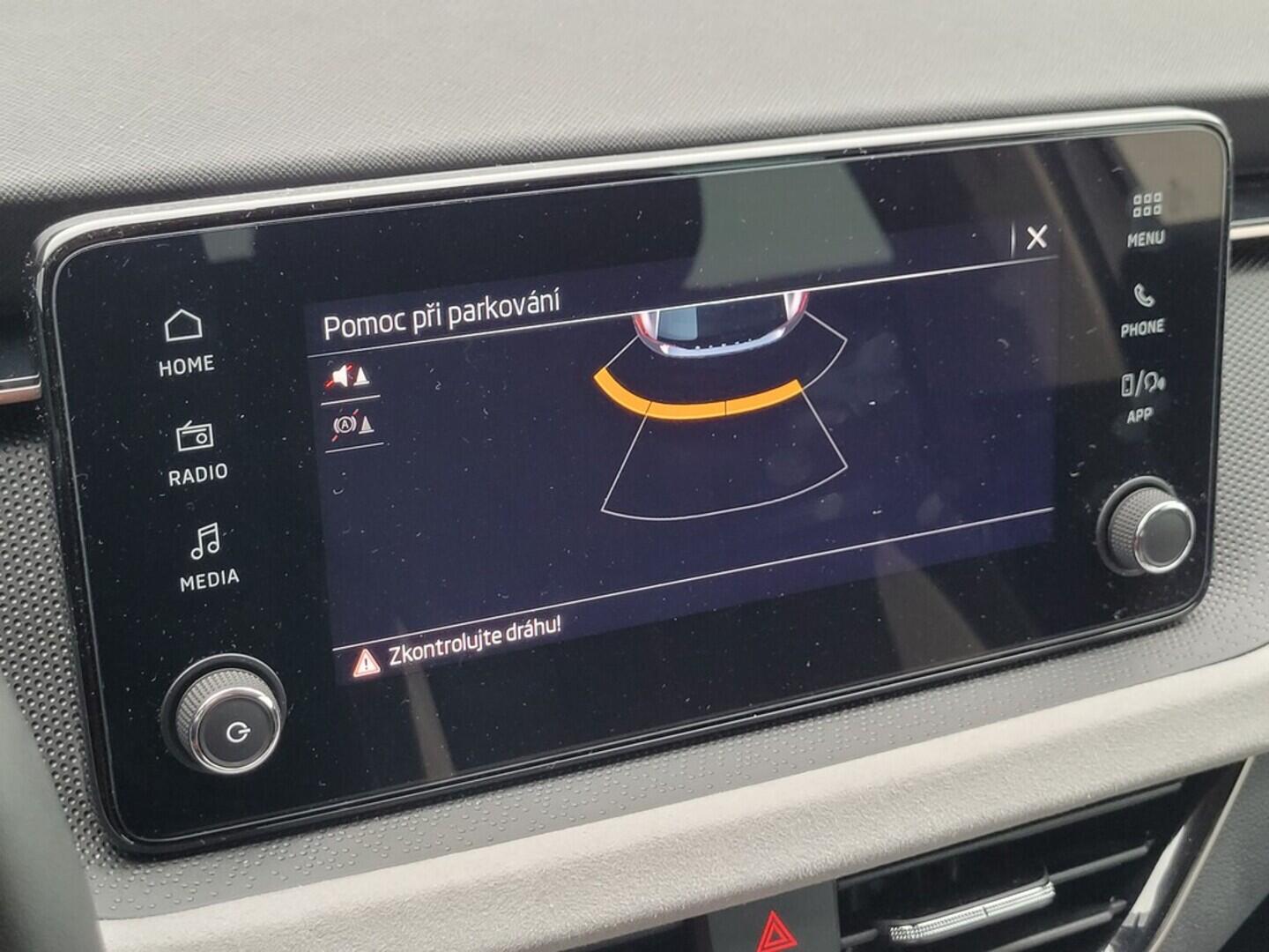 O619V07498_26.webp_SCALA Top Selection 1.5 TSI 110 kW manuál, DPH