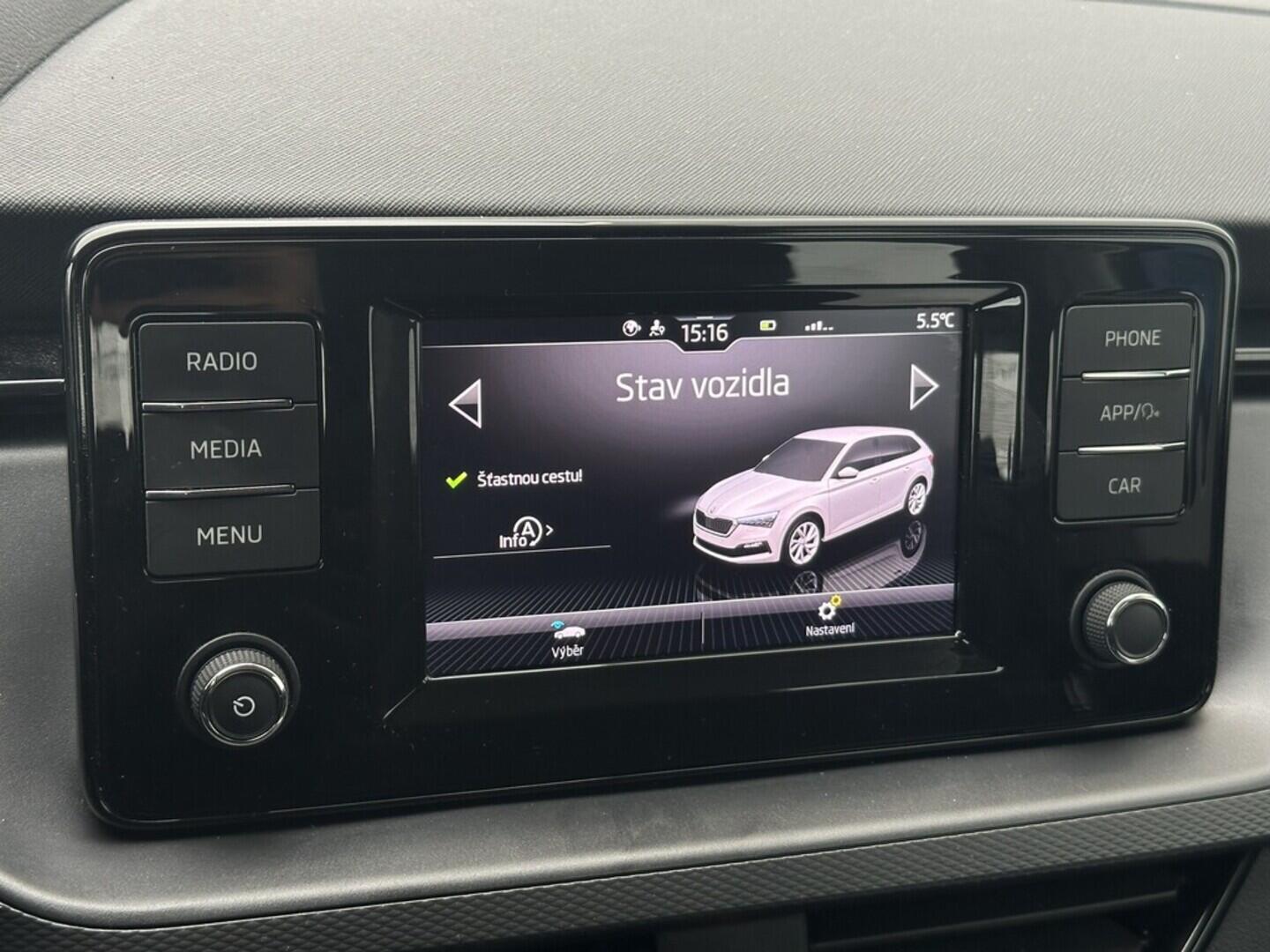 O619V07501_25.webp_SCALA Ambition 1.0 TSI 81 kW manuál, DPH