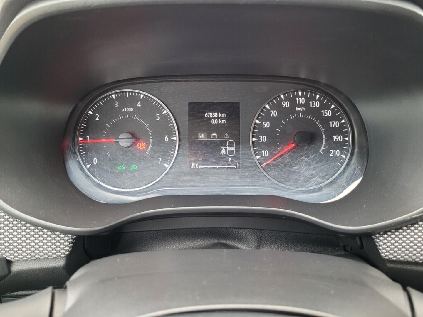 O619V07502_17.webp_JOGGER Extreme 1.0 TCe 67 kW manuál, DPH