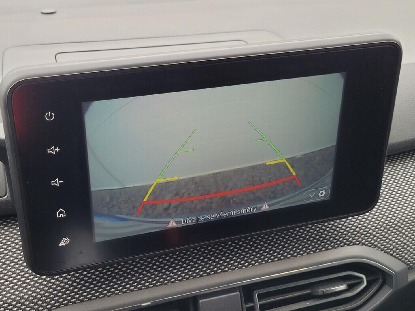 O619V07502_27.webp_JOGGER Extreme 1.0 TCe 67 kW manuál, DPH