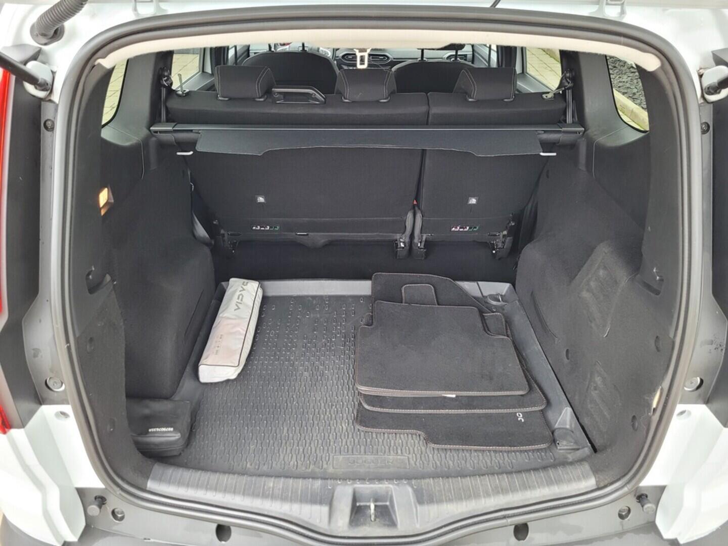 O619V07502_28.webp_JOGGER Extreme 1.0 TCe 67 kW manuál, DPH