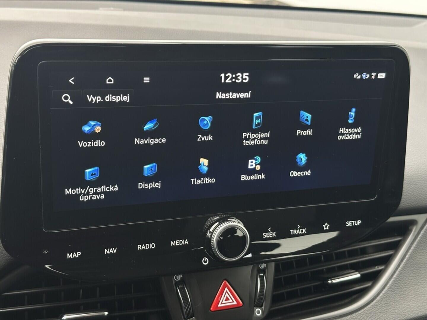 O619V07503_26.webp_I30 WG MY25 Smart   70 kW manuál, DPH