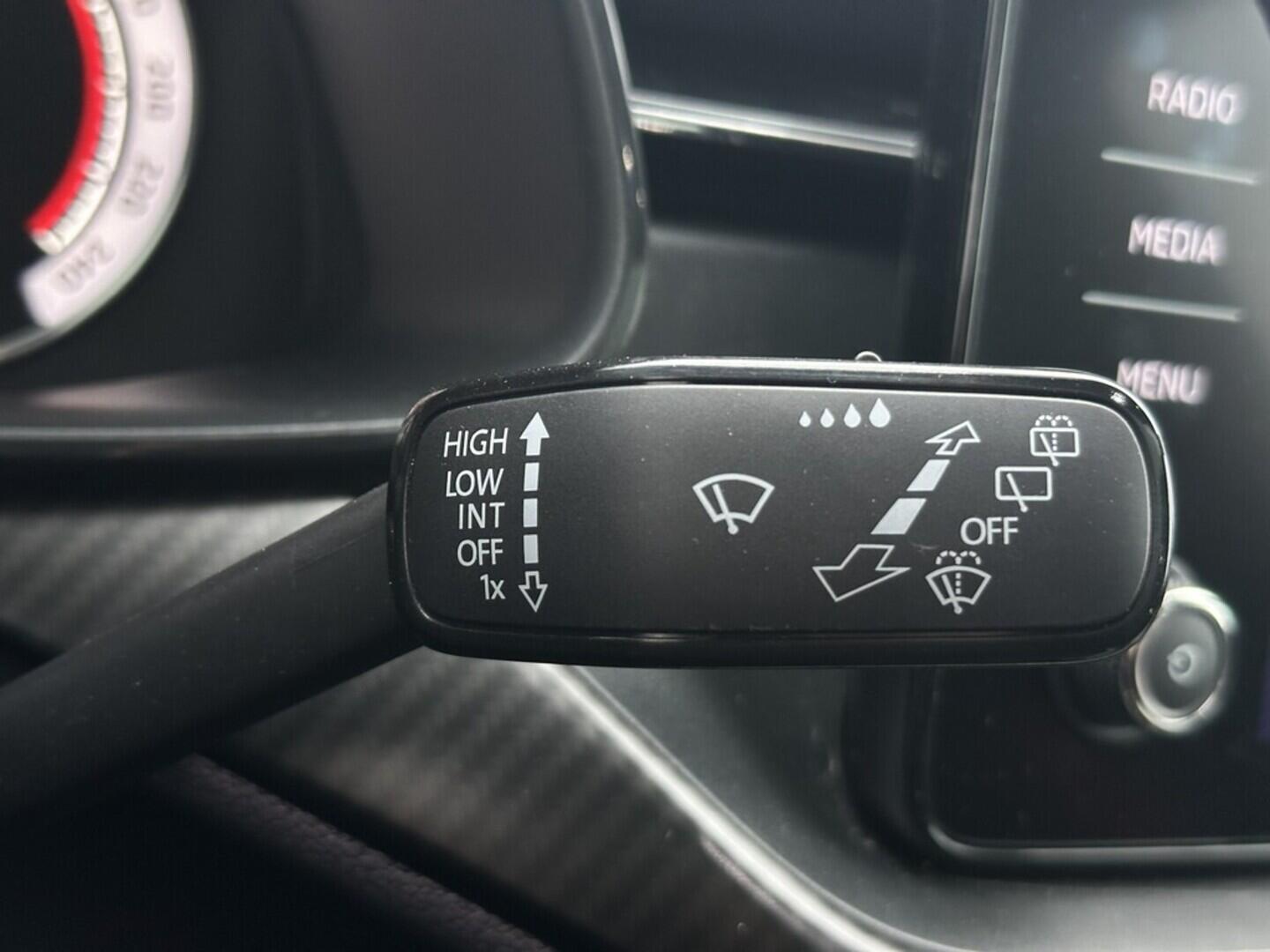 O619V07506_28.webp_SCALA Monte Carlo 1.5 TSI 110 kW automat, DPH