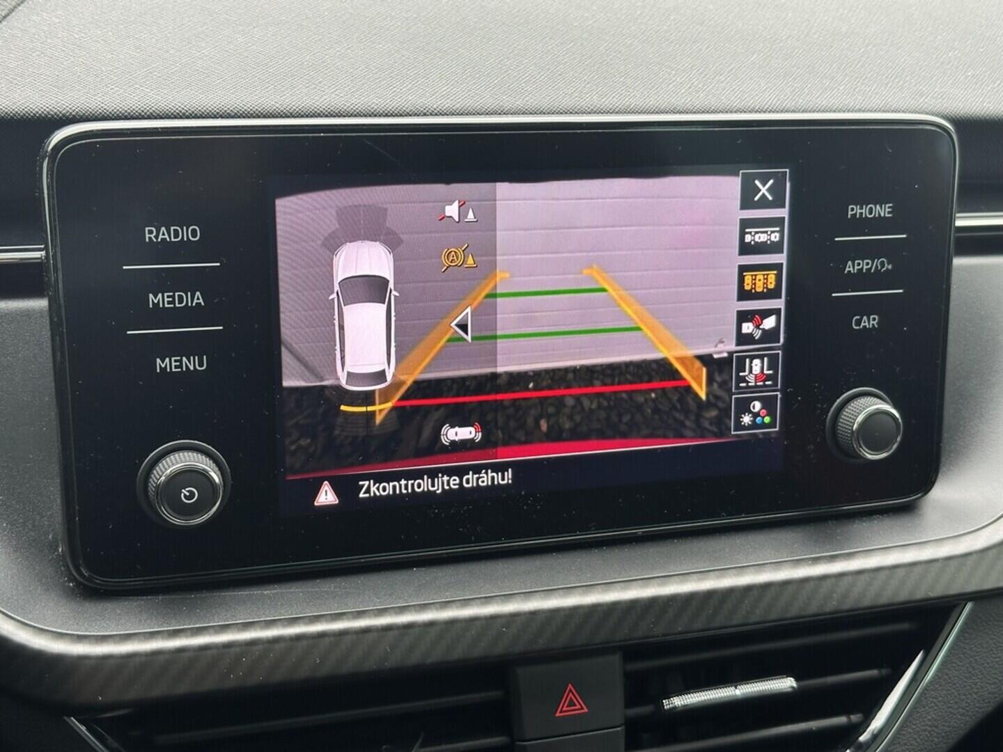 O619V07506_33.webp_SCALA Monte Carlo 1.5 TSI 110 kW automat, DPH