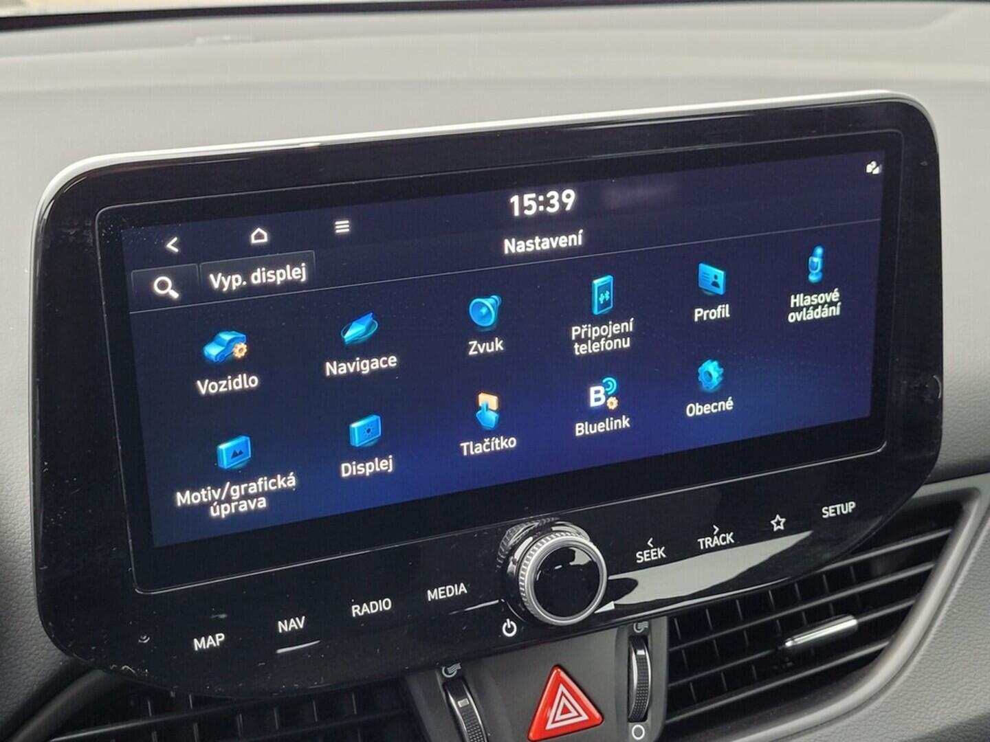 O619V07510_25.webp_I30 Smart 1.5 DPI 70 kW manuál, DPH