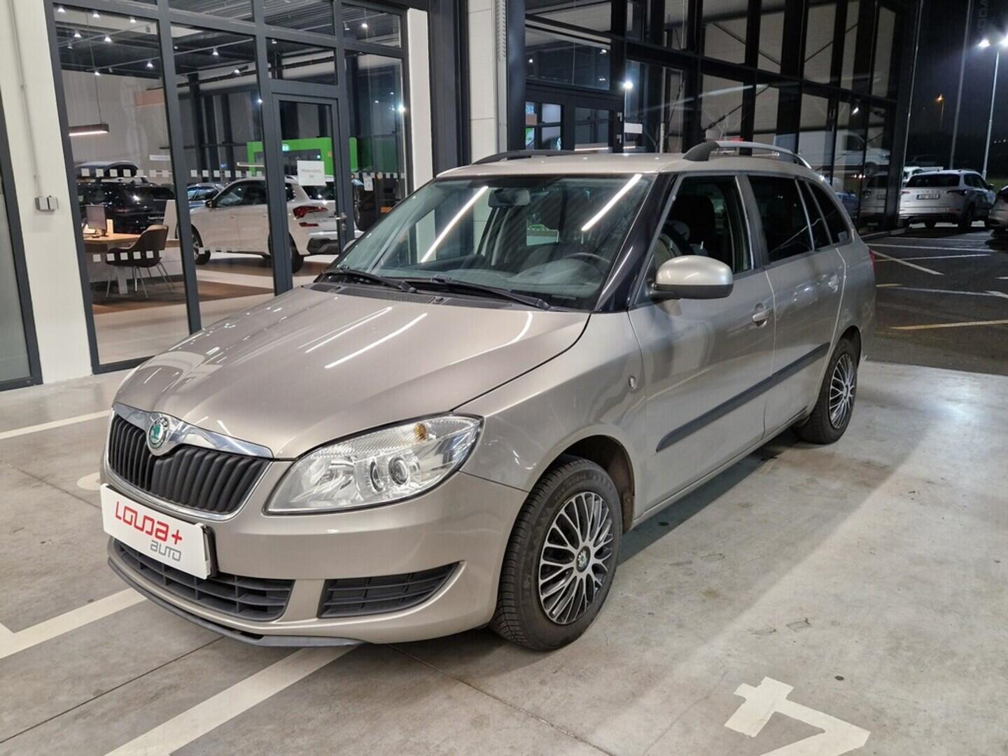 O619V07512_10.webp_FABIA Ambition 1.2 TSI 63 kW manuál