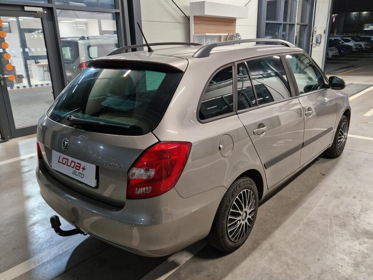 O619V07512_11.webp_FABIA Ambition 1.2 TSI 63 kW manuál