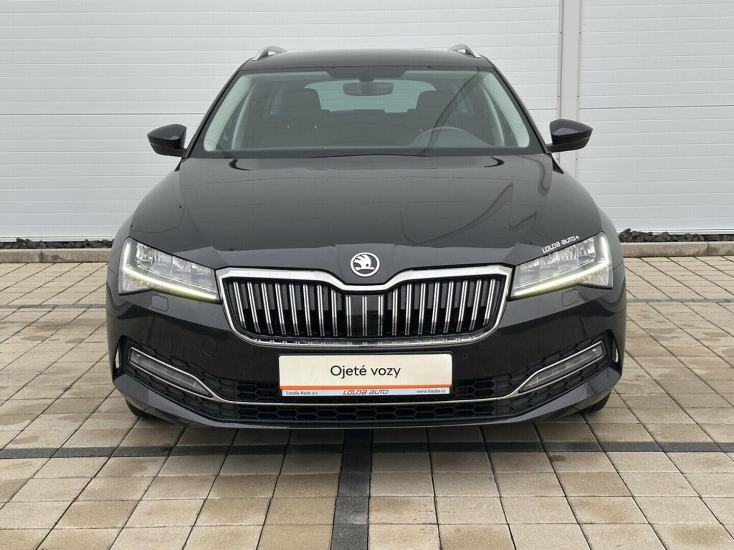 O619V07514_11.webp_SUPERB Style Plus 2.0 TDI 110 kW automat