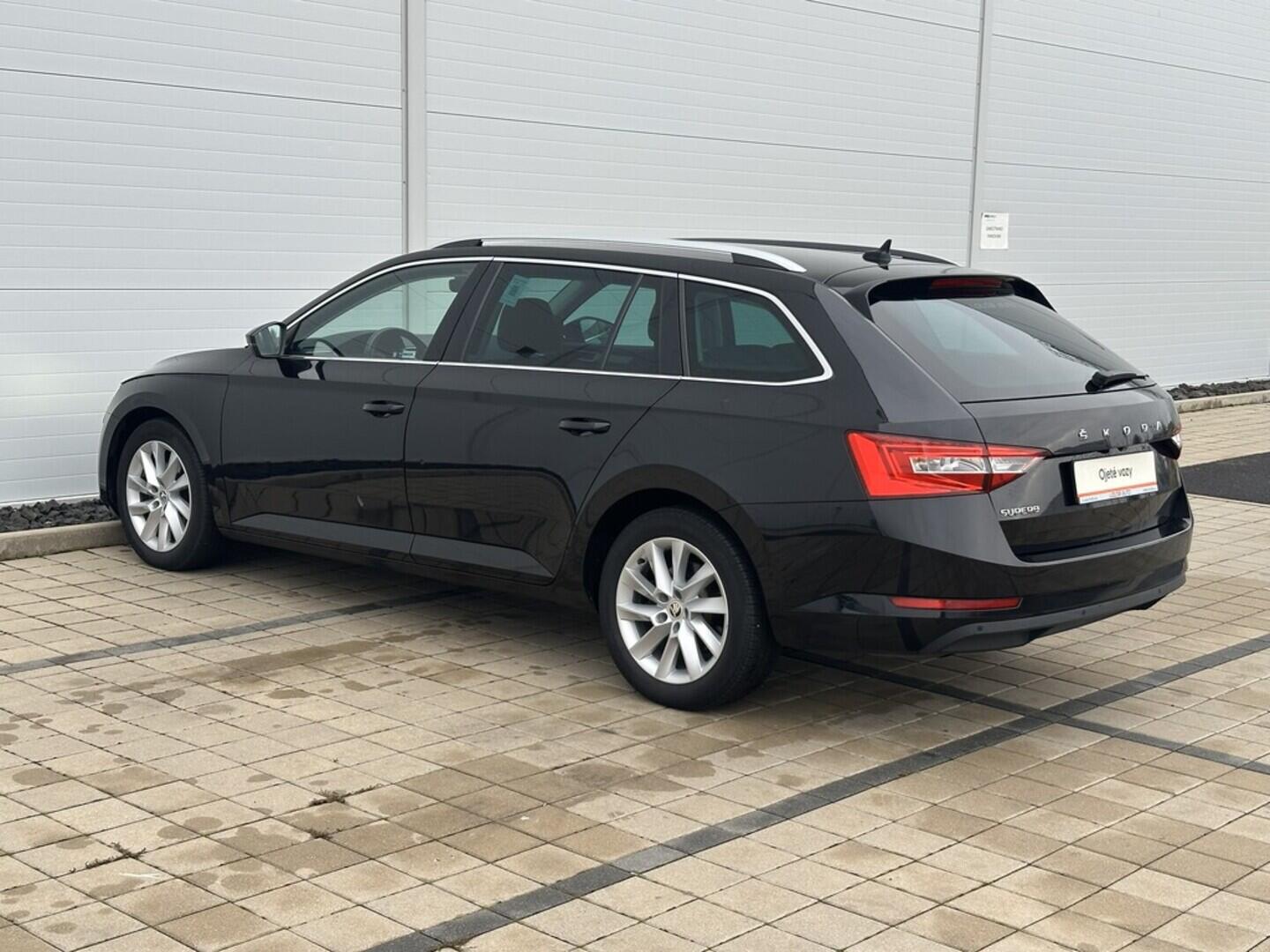 O619V07514_16.webp_SUPERB Style Plus 2.0 TDI 110 kW automat