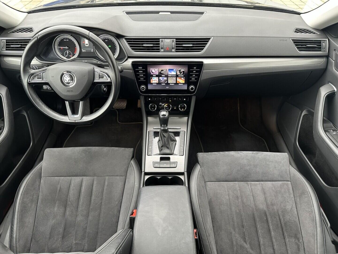 O619V07514_18.webp_SUPERB Style Plus 2.0 TDI 110 kW automat