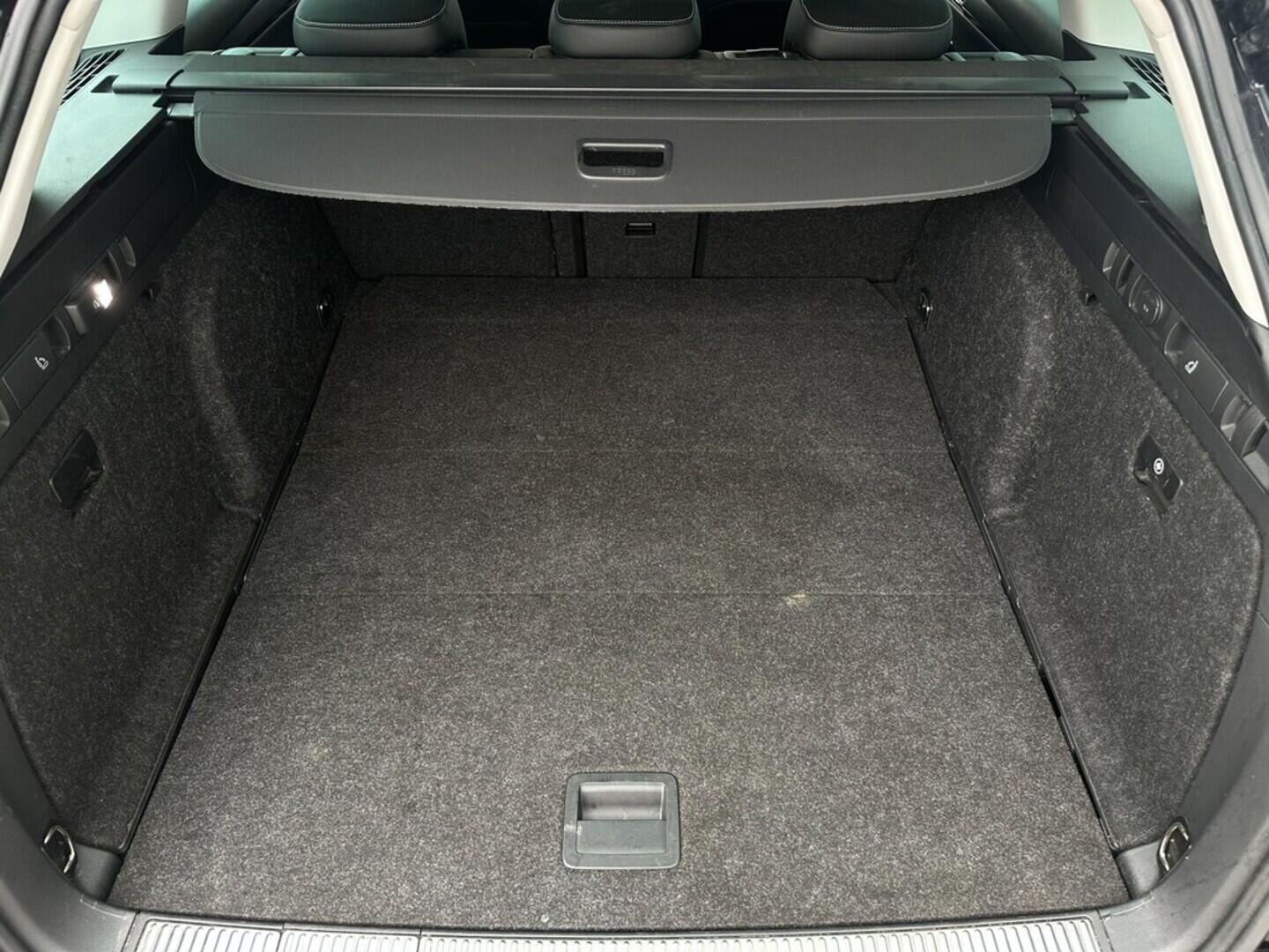 O619V07514_34.webp_SUPERB Style Plus 2.0 TDI 110 kW automat