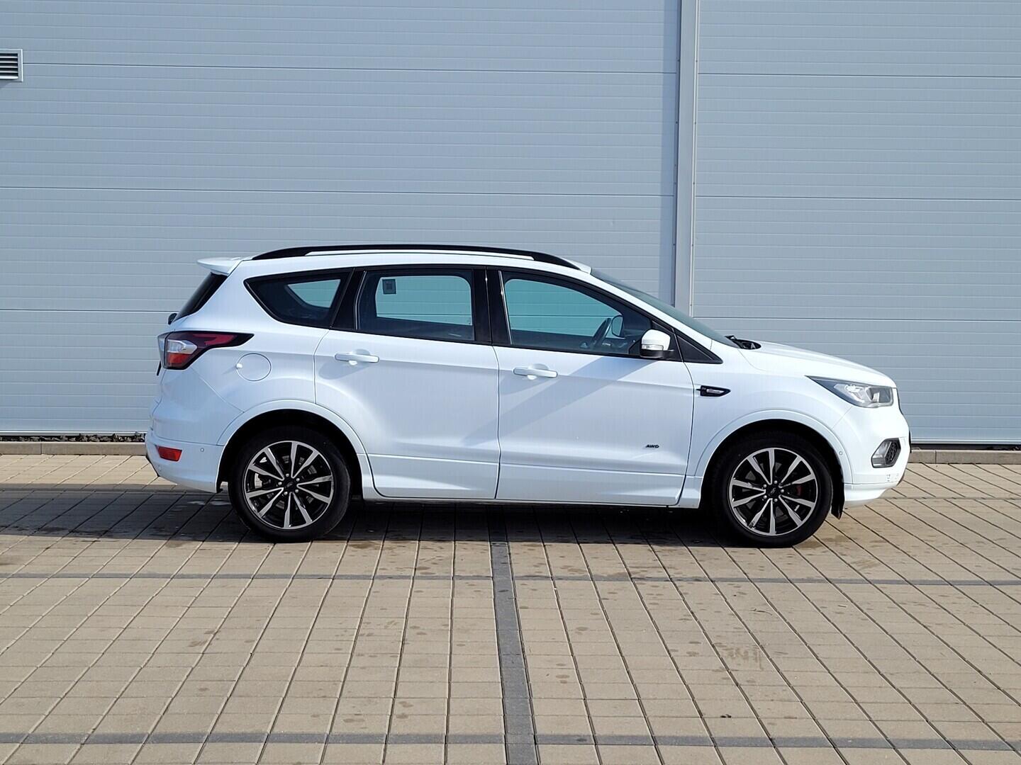 O619V07521_13.webp_KUGA ST-line 2.0 TDCi 110 kW manuál