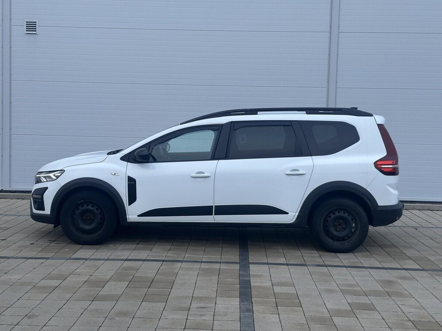 O619V07523_17.webp_JOGGER Extreme 1.0 TCe 67 kW manuál