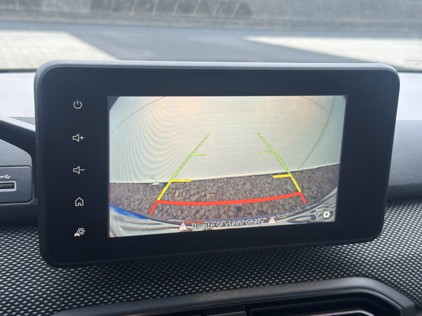 O619V07523_30.webp_JOGGER Extreme 1.0 TCe 67 kW manuál