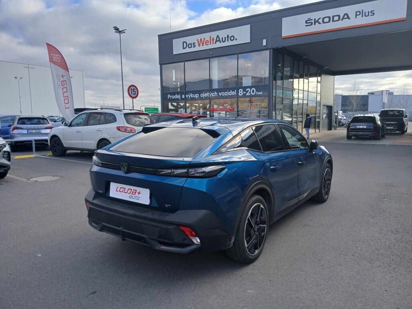 O619V07528_11.webp_408 GT- Line 1.2 PureTech 96 kW automat