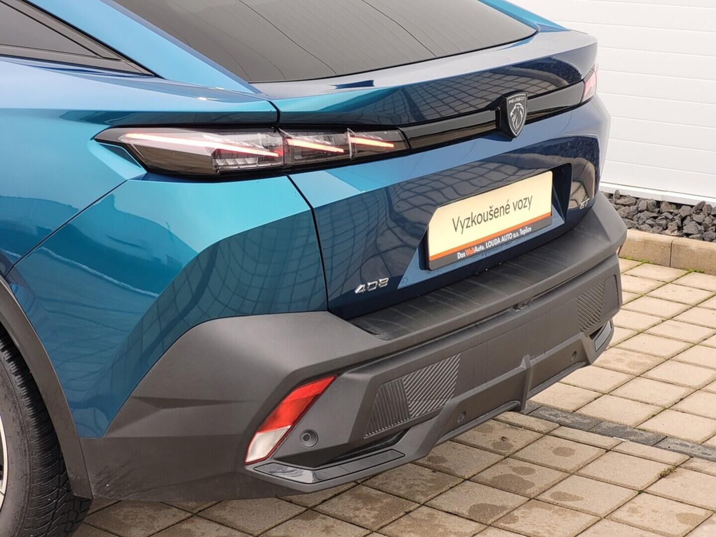 O619V07528_31.webp_408 GT- Line 1.2 PureTech 96 kW automat