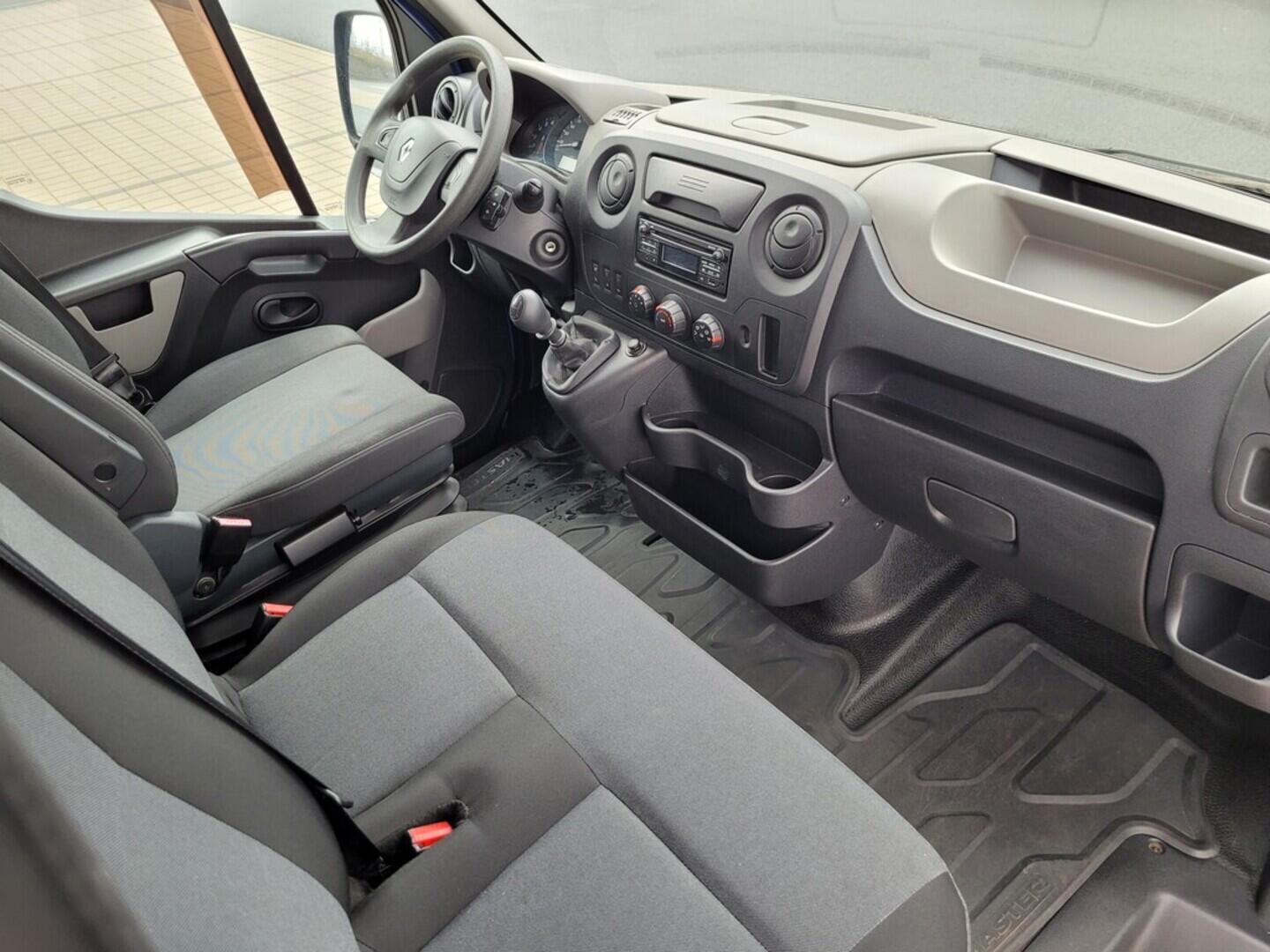 O619V07530_33.webp_MASTER L3H2 2.3 DCI 125 kW manuál