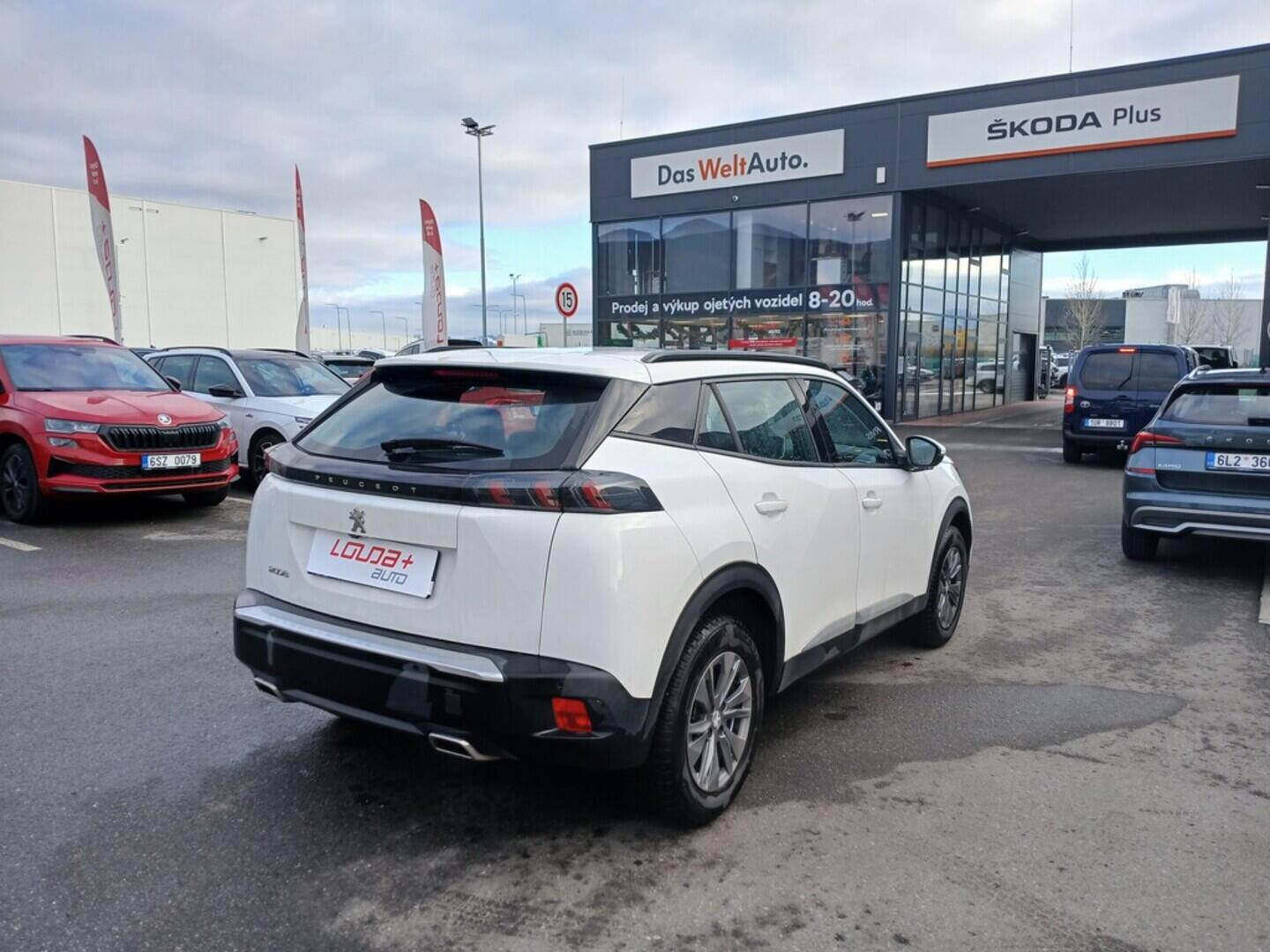 O619V07534_11.webp_2008  1.2 PureTech 96 kW manuál