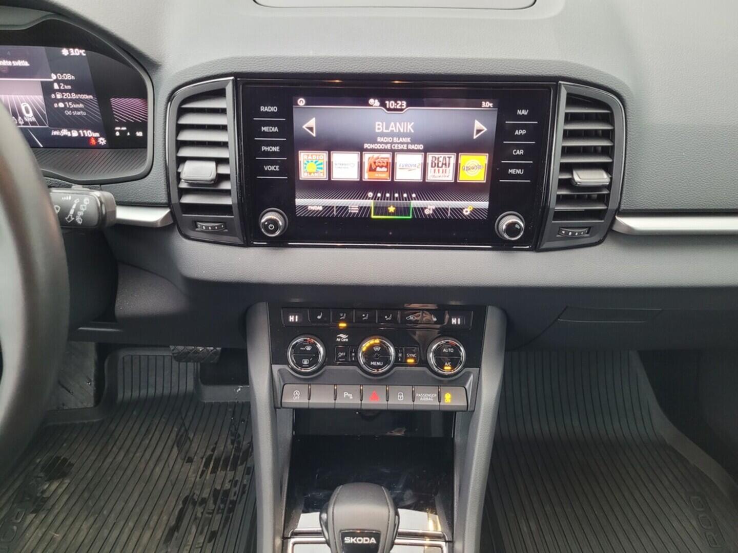 O619V07535_20.webp_KAROQ Selection 1.5 TSI 110 kW automat, DPH