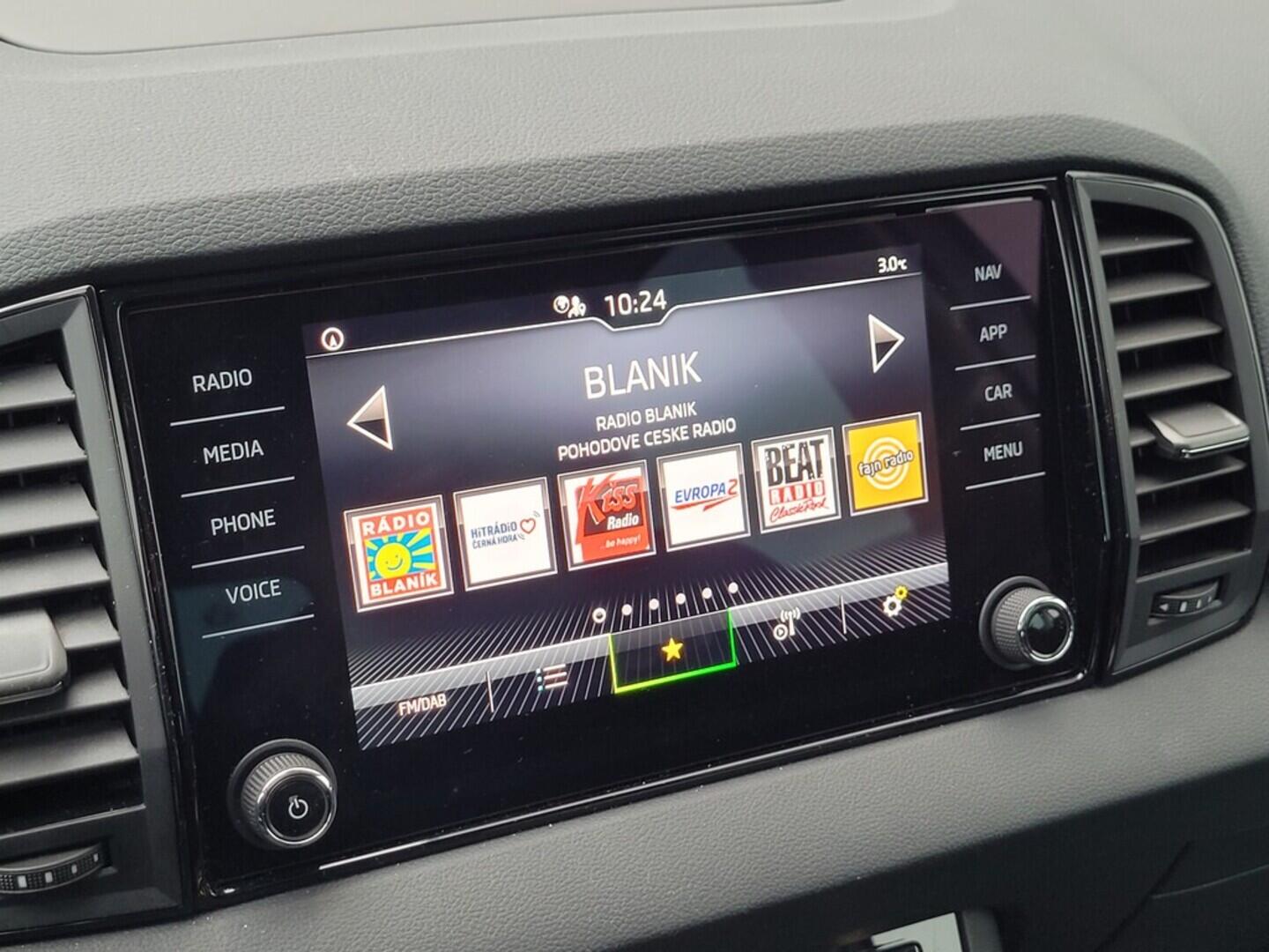 O619V07535_24.webp_KAROQ Selection 1.5 TSI 110 kW automat, DPH