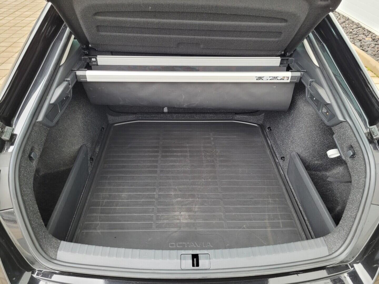 O619V07541_21.webp_OCTAVIA Top Selection 2.0 TDI 110 kW automat, DPH