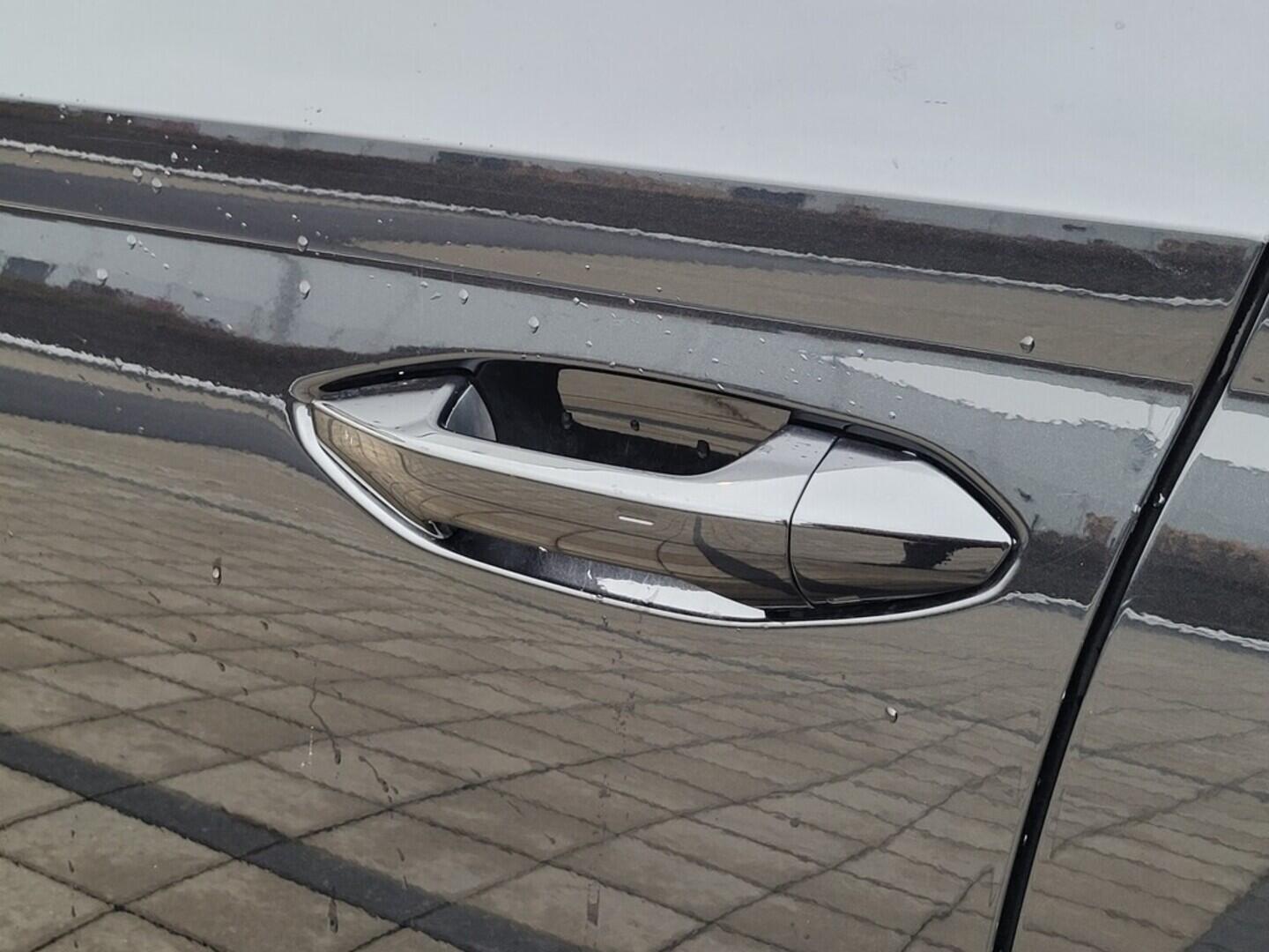 O619V07541_33.webp_OCTAVIA Top Selection 2.0 TDI 110 kW automat, DPH