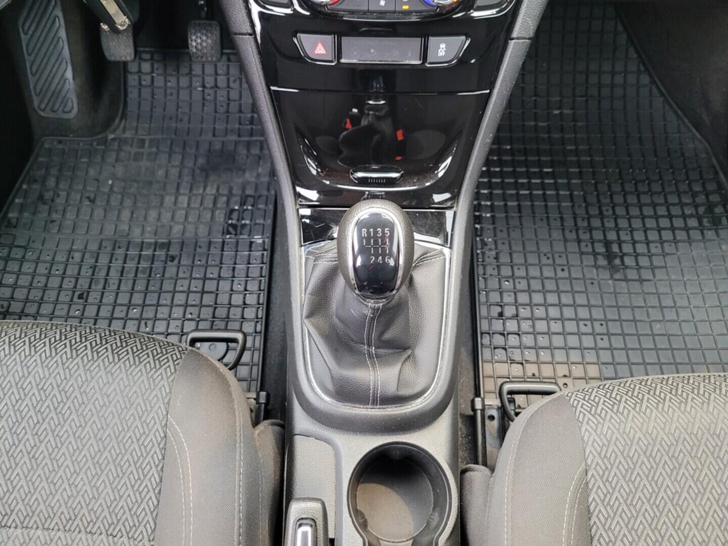 O619V07544_21.webp_MOKKA X Enjoy 1.4 TURBO 103 kW manuál