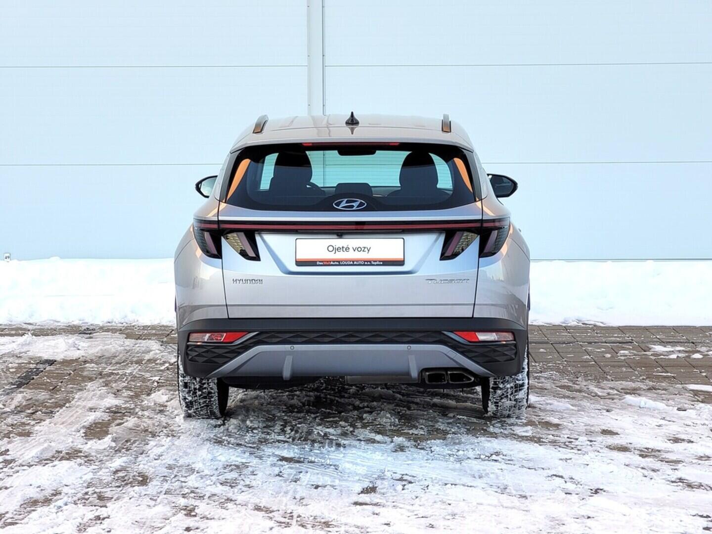 O619V07545_15.webp_TUCSON Smart Navi 1.6 CRDI 85 kW manuál