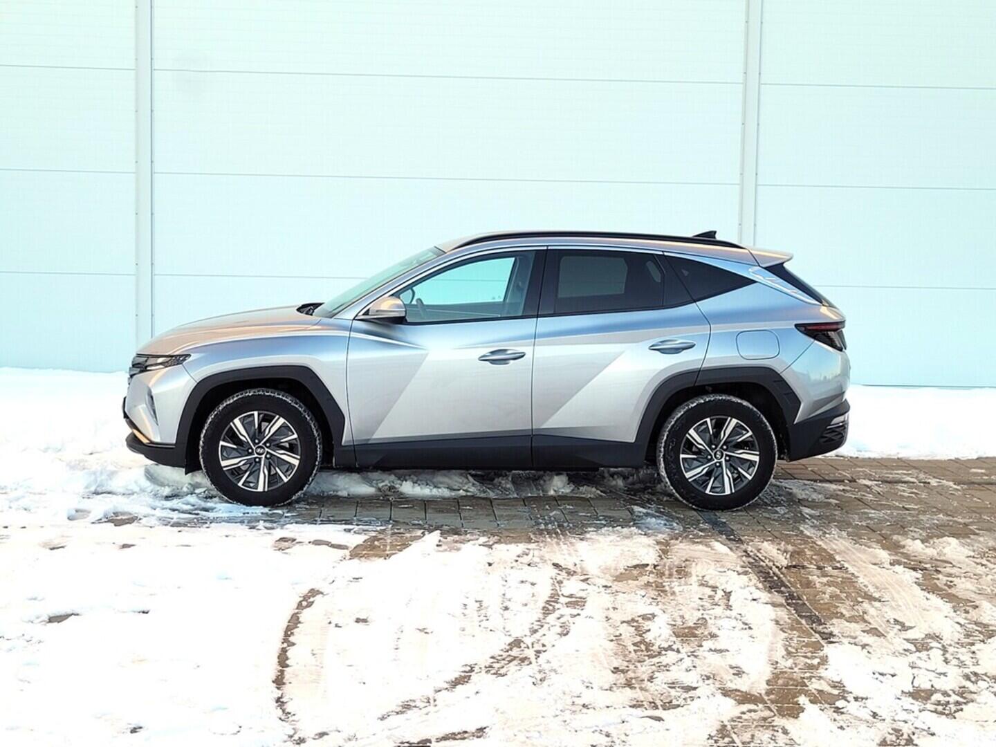 O619V07545_17.webp_TUCSON Smart Navi 1.6 CRDI 85 kW manuál