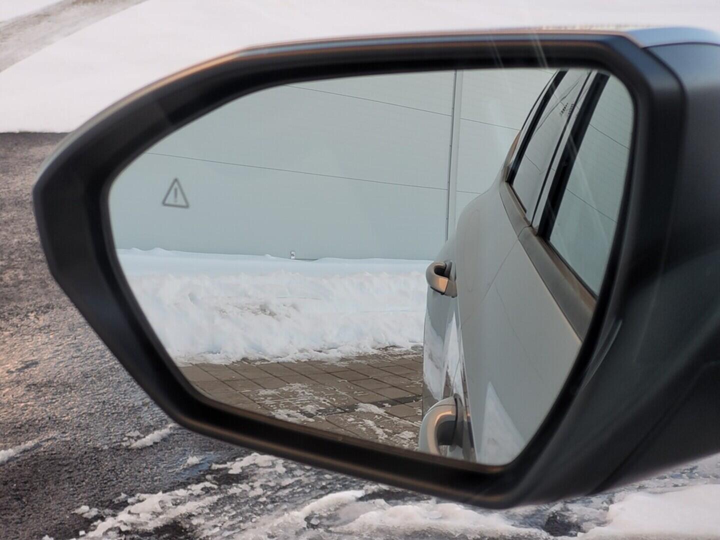 O619V07545_21.webp_TUCSON Smart Navi 1.6 CRDI 85 kW manuál