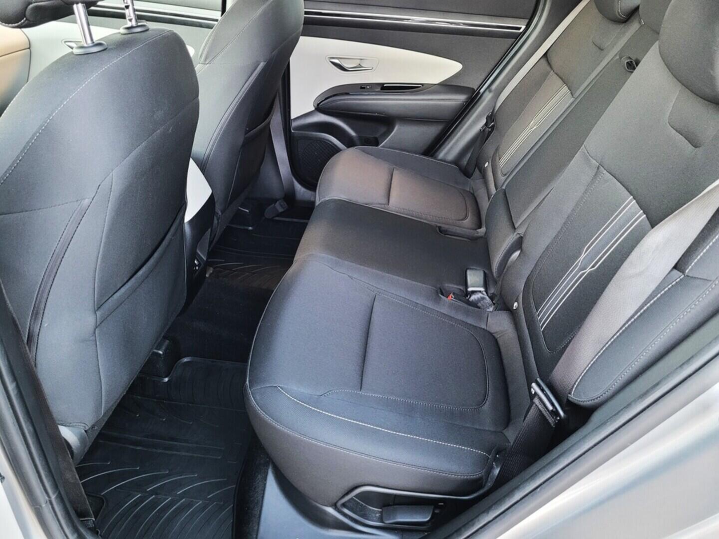 O619V07545_22.webp_TUCSON Smart Navi 1.6 CRDI 85 kW manuál