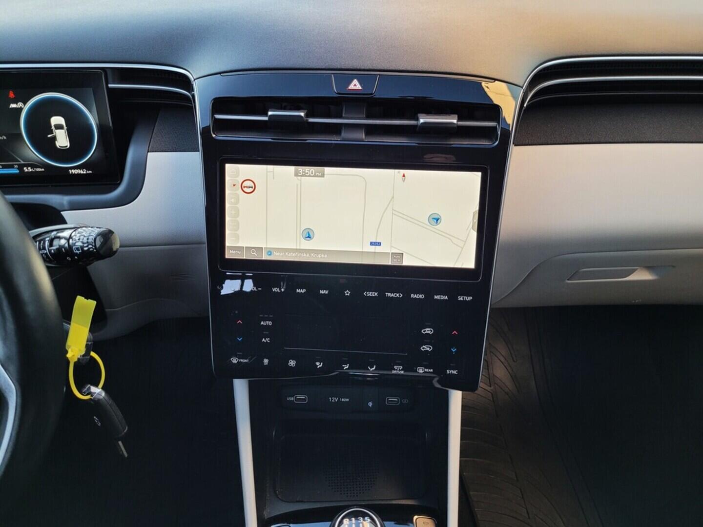 O619V07545_23.webp_TUCSON Smart Navi 1.6 CRDI 85 kW manuál