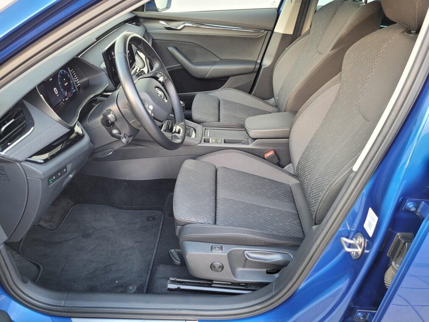 O619V07550_36.webp_OCTAVIA Style Plus 1.5 TSI 110 kW manuál