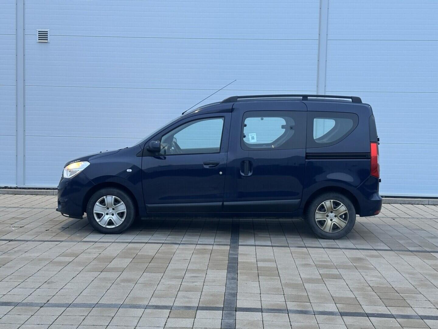 O619V07556_17.webp_DOKKER S Arctica 1.6 SCe 75 kW manuál